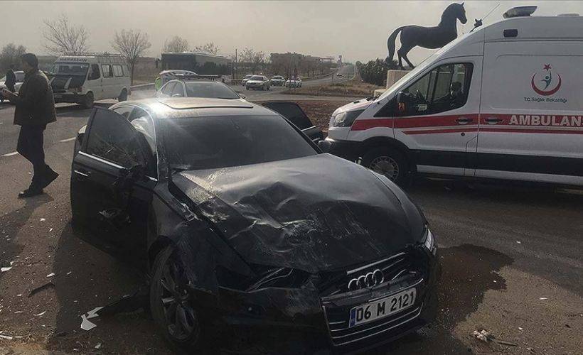 İYİ Parti konvoyu kaza yaptı: 4 yaralı