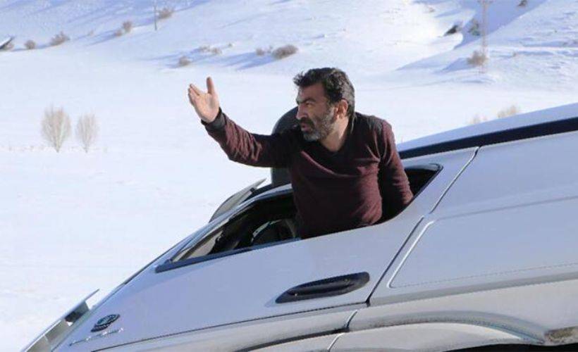 TIR yan yattı şoför isyan etti: Beni kim sıkıştırdı