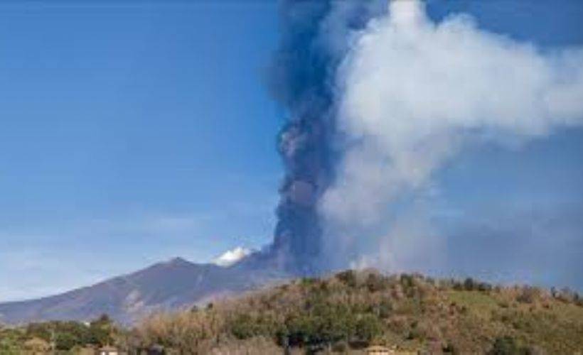 İtalya'da Etna yanardağında hareketlilik
