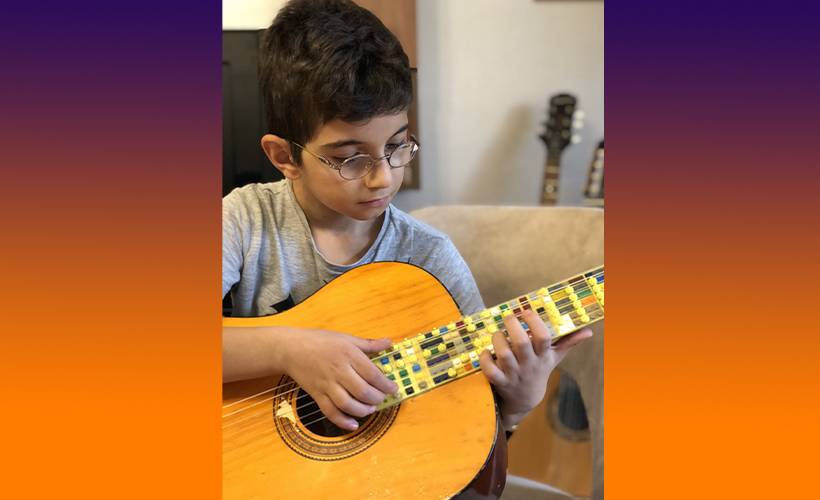 İTÜ'lü akademisyenlerin geliştirdiği gitar, 'dünya birincisi' oldu