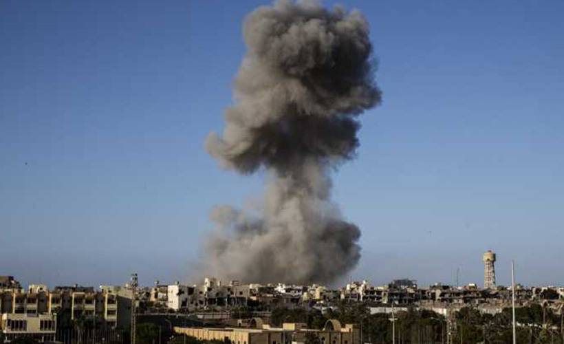 Libya'nın Ubari kentine 4 hava saldırısı düzenlendi