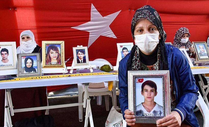 Diyarbakır Anneleri'nden evlatlarına ‘teslim ol’ çağrısı