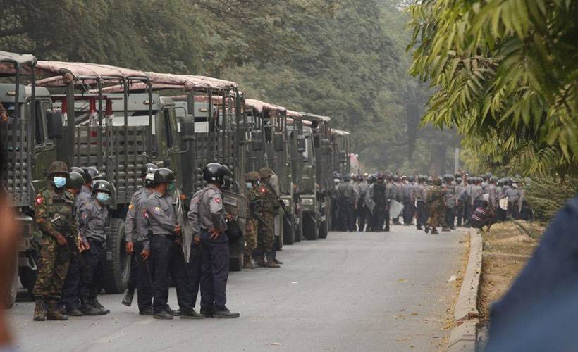 Myanmar cuntasından sıkı yönetim ilanı