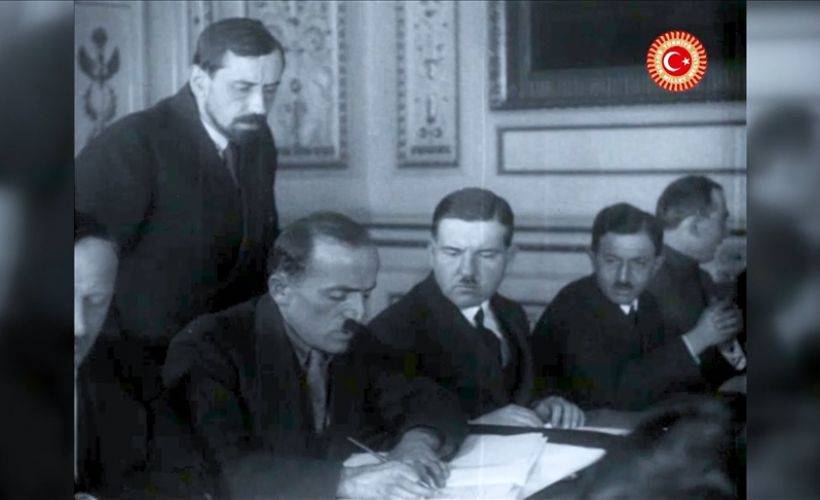 TBMM Başkanlığı, Moskova Antlaşmasının tarihi görüntülerini paylaştı