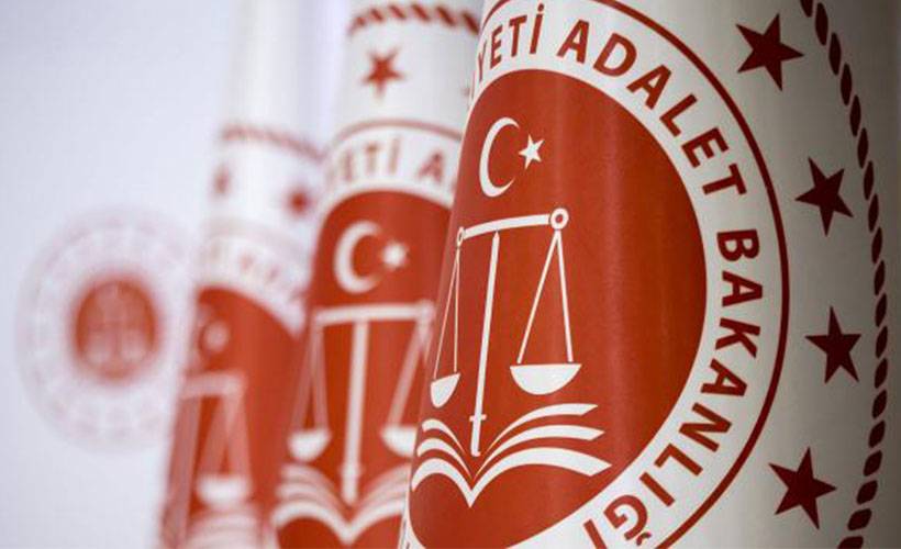 Adalet Bakanlığı, 10 işaret dili tercümanı alacak