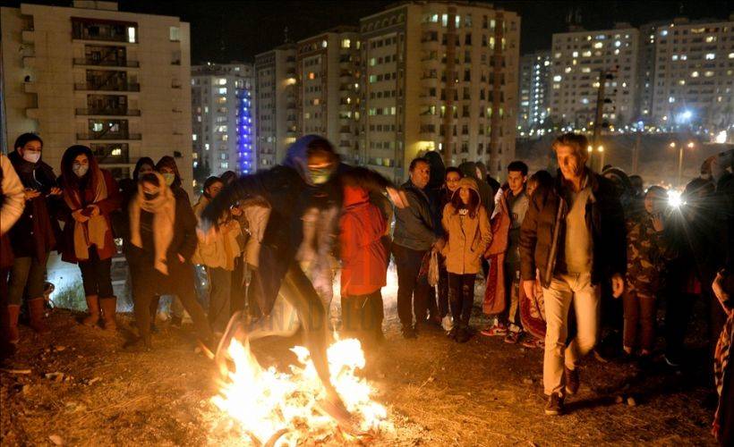 İran'da 'Çarşamba Suri' kutlamalarında 8 ölü, yüzlerce yaralı