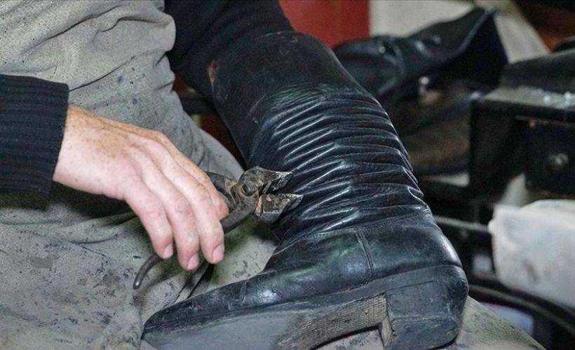 Havranlı İsmail ustadan kişiye özel körüklü efe çizmesi