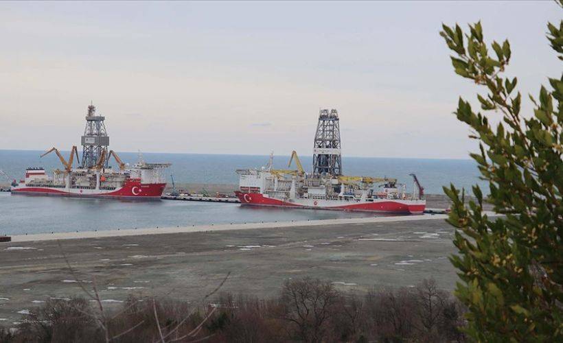 Fatih ve Kanuni gemilerinin yeni sondaj hazırlıkları sürüyor