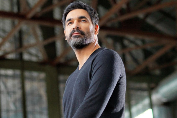 Uğur Işılak dolar ve şeref kelimesini aynı cümlede kullandı