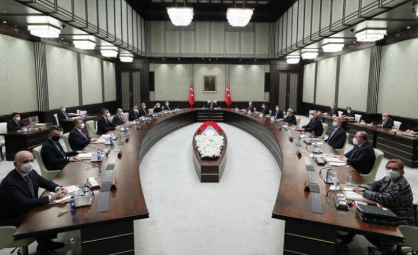 Kulisleri hareketlenmişti… Kabinede kaç isim değişecek?