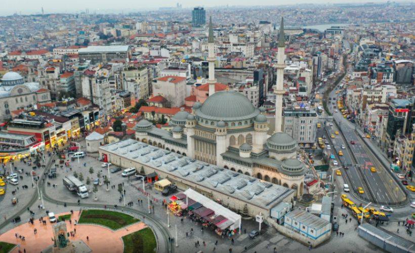 Taksim Meydanı'nda yapımı süren camide sona yaklaşıldı