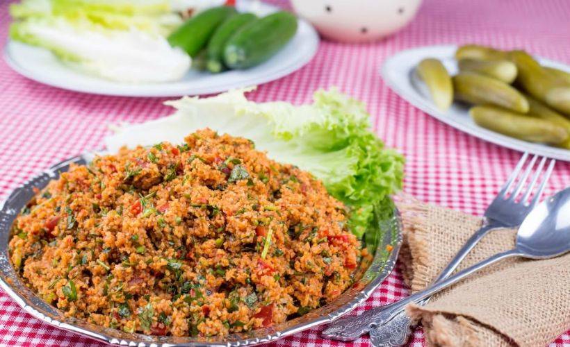 Kuru soğanlı mükemmel kısır tarifi | Kolay kısır malzemeleri ve yapımı