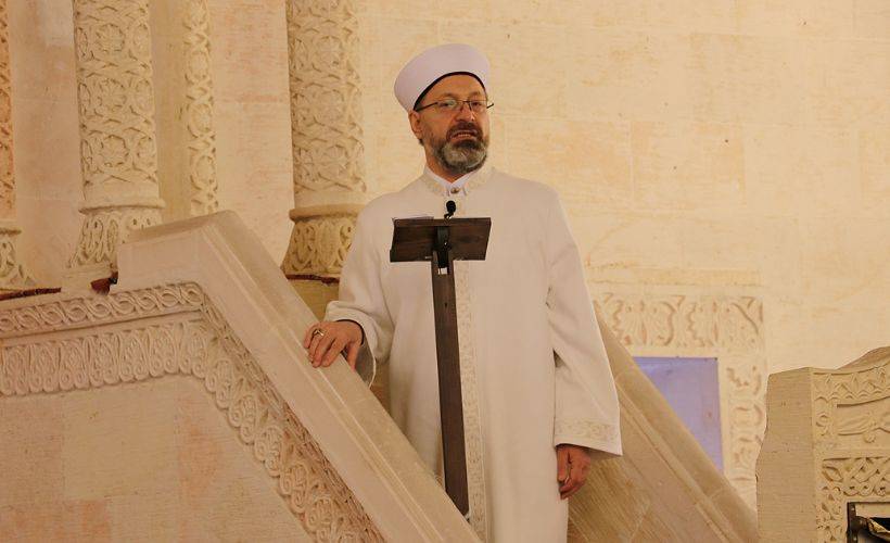Erbaş'tan 'Berat Gecesi: Af ve Mağfiret Gecesi' hutbesi