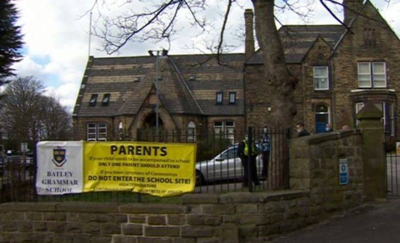 Derste Hz.Muhammed'in karikatürü gösteren öğretmen uzaklaştırıldı