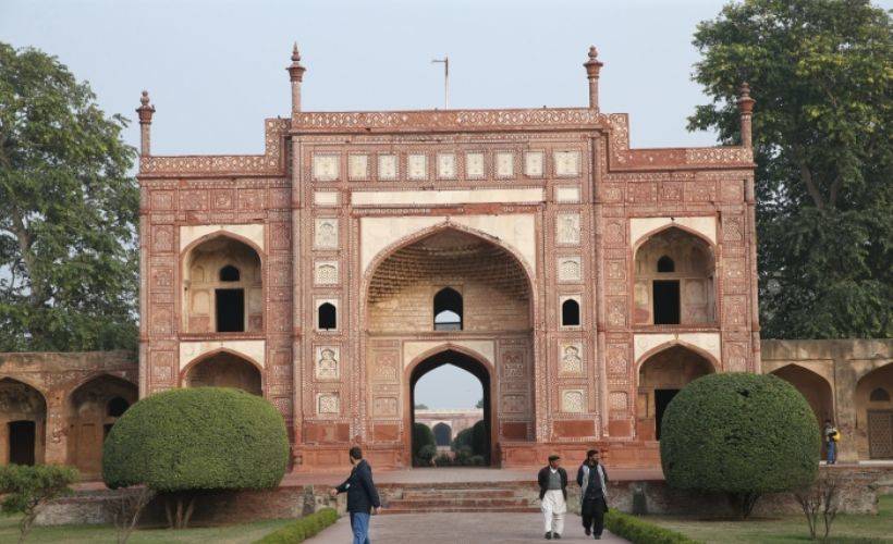 Pakistan'da yaklaşık 400 yıldır ayakta duran Cihangir Şah Türbesi