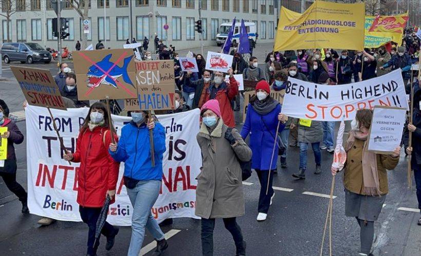 Almanya'da artan konut kiraları protesto edildi