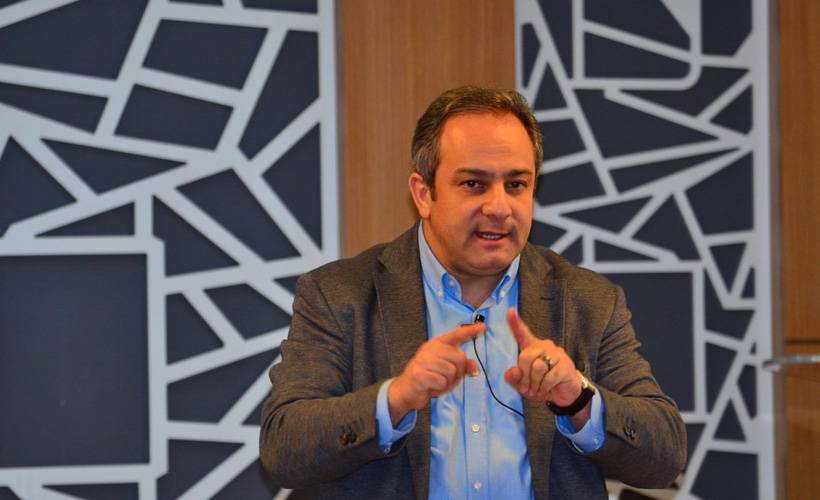 Bilim Kurulu üyesi İlhan: Kurallara uyulursa vakalar 1 haftada azalır