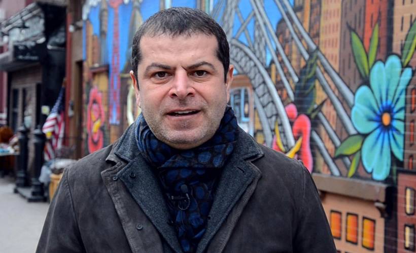 Cüneyt Özdemir tweetini 10 bin dolara sattı