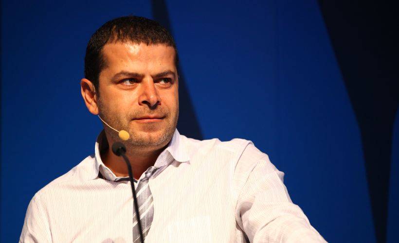 Cüneyt Özdemir'in 10 bin dolara sattığı tweet