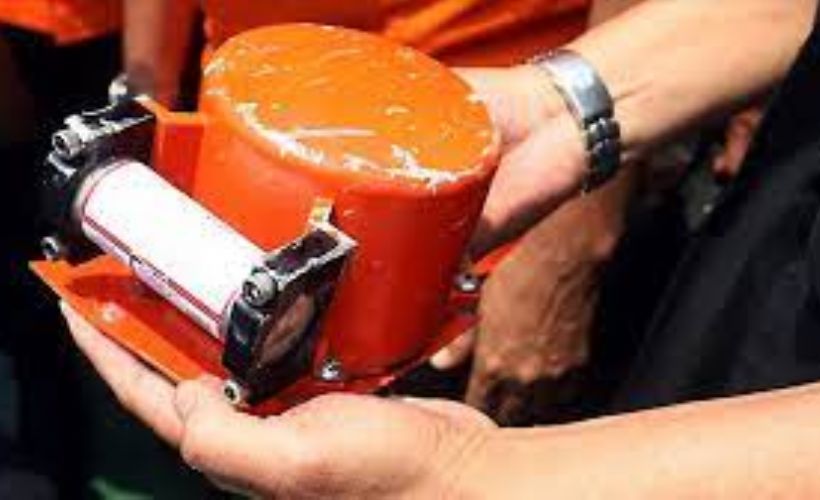 Endonezya’da düşen uçağın ikinci karakutusu tespit edildi