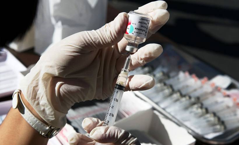 Pfizer ve BioNTech açıkladı: Aşı virüsü yüzde 91,3 oranında önlüyor