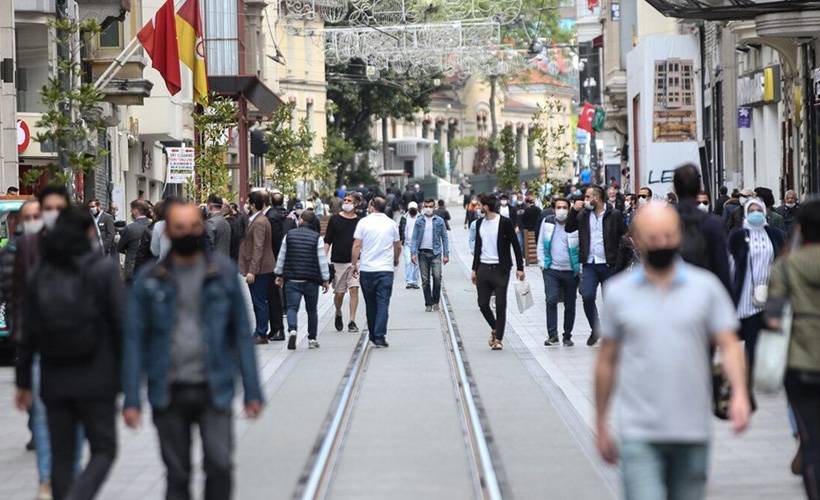 Uzmanlardan 'asemptomatik hasta' uyarısı: Vaka sayısı 300-350 bin olabilir