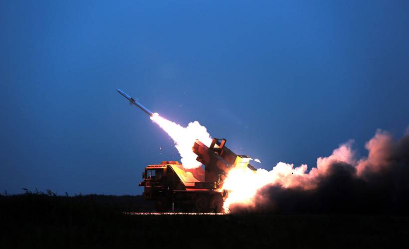 Irak’ta askeri üsse roketli saldırı