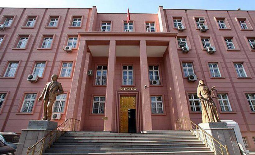 Yargıtay üyesi Doğan: Namaz kılan bir subayı bahane eden darbe imalı bildiriyi kınıyorum