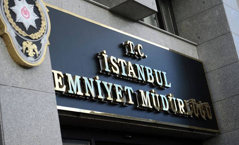 Montrö bildirisinde imzası olan emekli amirallere gözaltı