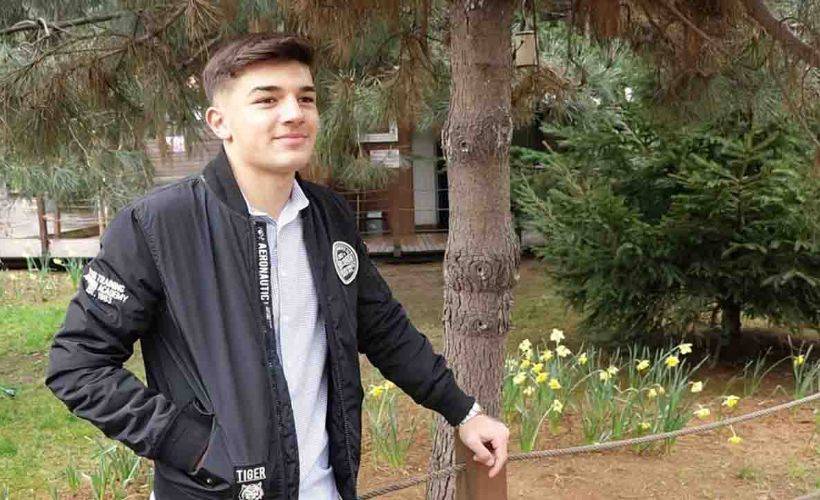 Apple'ın yeni yüzü kim oldu? Mustafa Mert Topal kimdir?