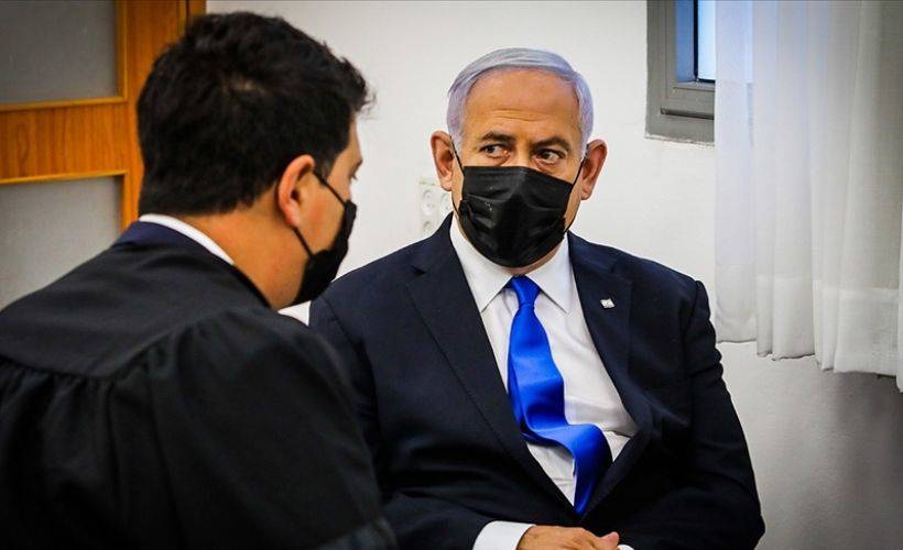 Netanyahu, İsrail Savcılığını 'kendisini devirmeye çalışmak'la suçladı