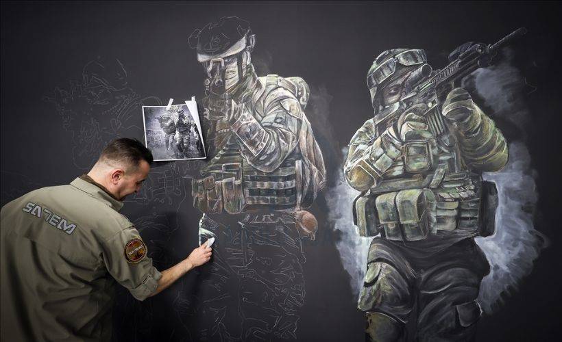 Ressam, tasarımcı polis memuru