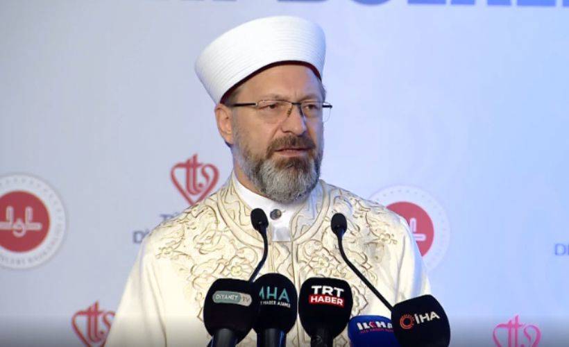 Diyanet İşleri Başkanı Erbaş'tan 'teravih namazı' açıklaması