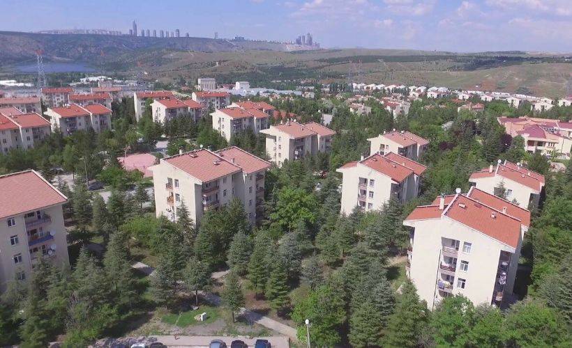 Devlet lojmanları açık ihale ile satıldı