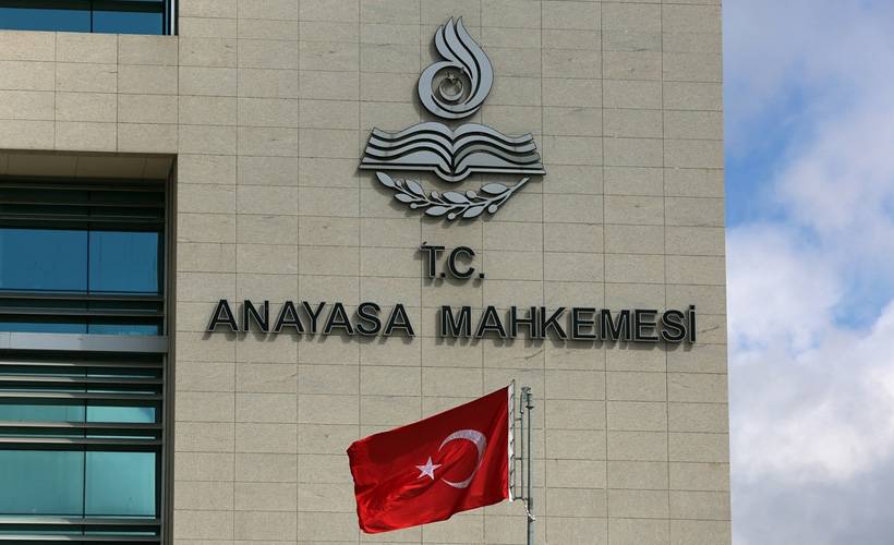 AYM'den 11 siyasi partiye mali denetim