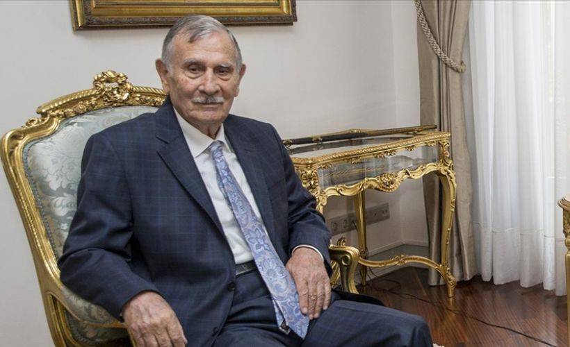 Yıldırım Akbulut hayatını kaybetti