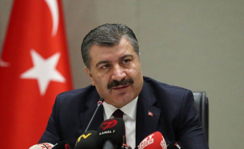 ''Aşılar çöpe gitti'' iddiasına Bakan Koca'dan yanıt