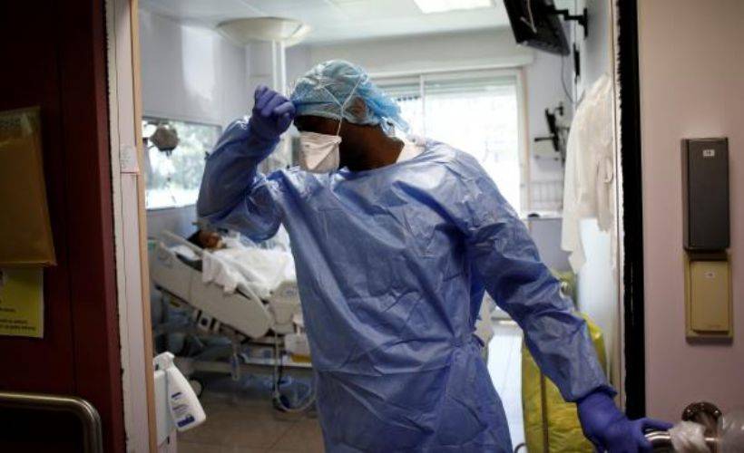 Fransa'da COVID-19 nedeniyle ölenlerin sayısı 100 bini geçti