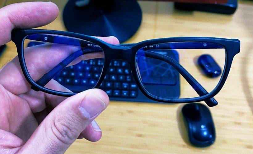 Cep telefonlarından yansıyan mavi ışık uyku düzeninizi bozuyor