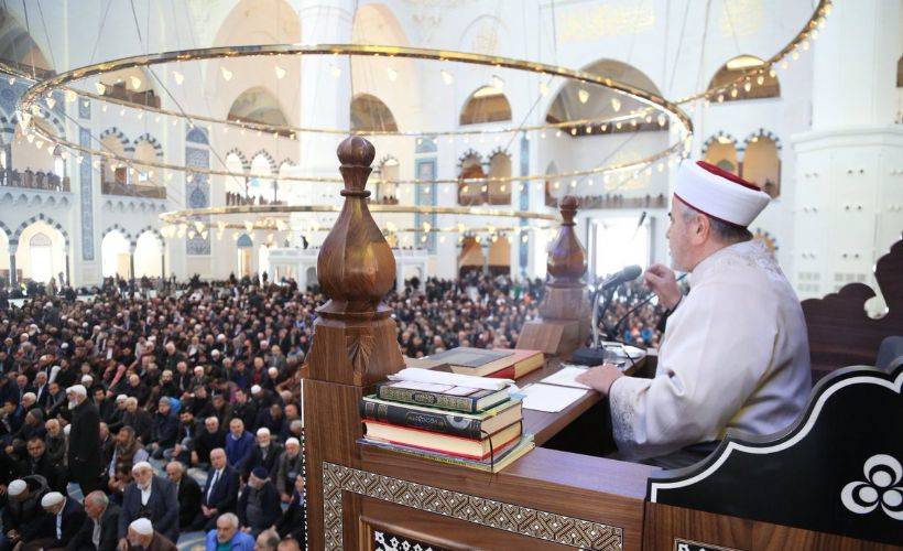 16 Nisan Cuma Hutbesi Diyanet | Bu hafta cuma hutbesinin konusu ne?