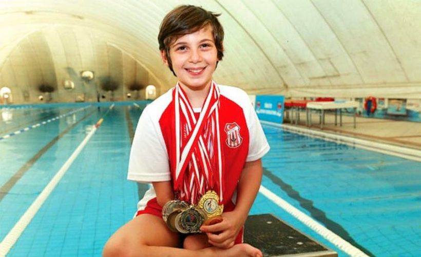 Milli yüzücü Berkin Koral Kutlu kimdir?