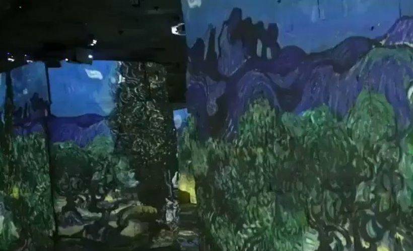 Paris'in ilk dijital sanat müzesi L'Atelier des Lumieres