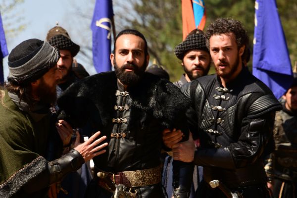 Uyanış: Büyük Selçuklu yeni bölümüyle ekranlara geliyor! Melikşah'a karşı Tranşah ve Tekiş ittifak yapıyor