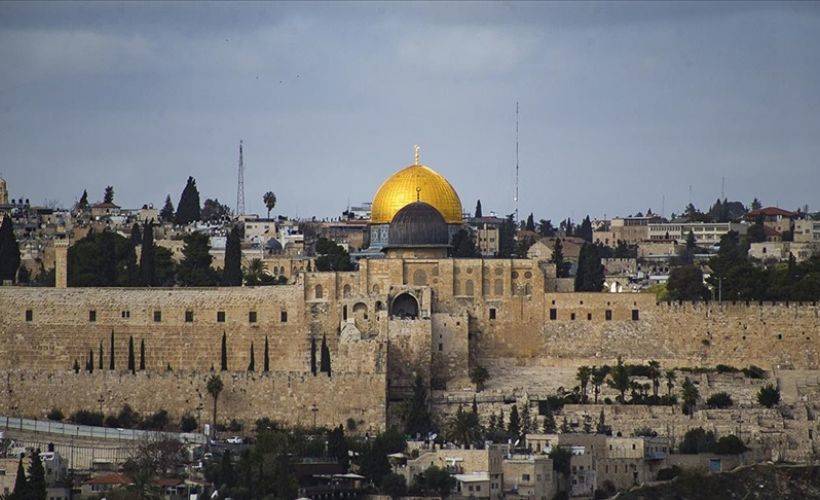 'İsrail, halkımıza ve mübarek Mescid-i Aksa'ya saldırarak sabrımızı test etmemeli'