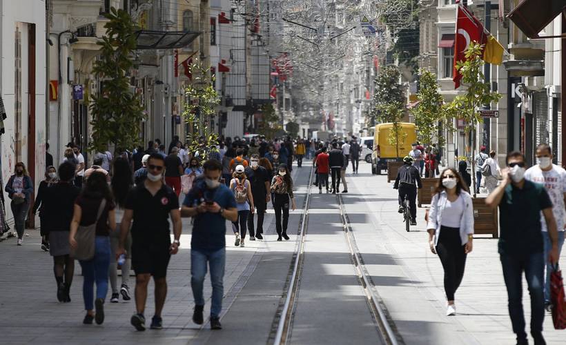 Bilim Kurulu Üyesi Odabaş: Vakalardaki düşüş gelecek hafta görülecek