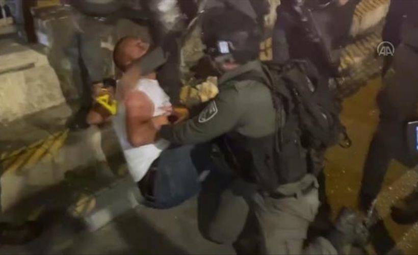 İsrail polisinin ses bombalı/atlı müdahalesinde 20 Filistinli yaralandı