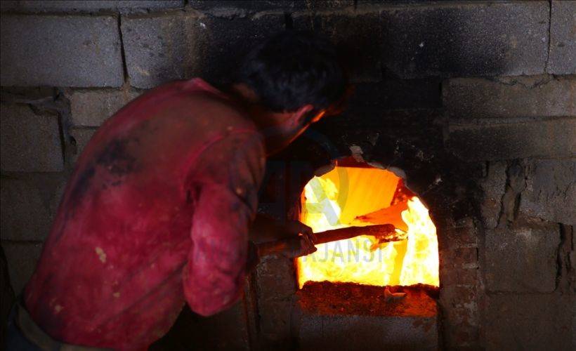 Avanos'ta çanakları pişiren ustalar 900 derecelik ısıda oruç tutuyor