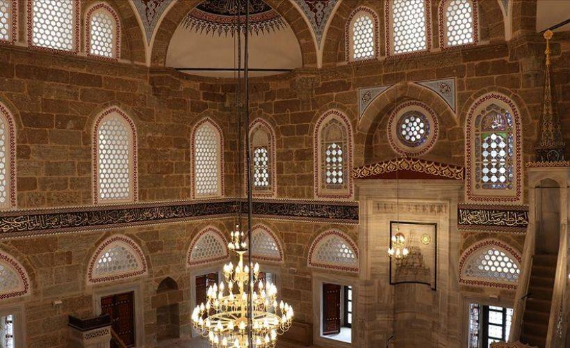 Mimar Sinan'ın eseri Pertev Mehmet Paşa Camisi ibadete hazır