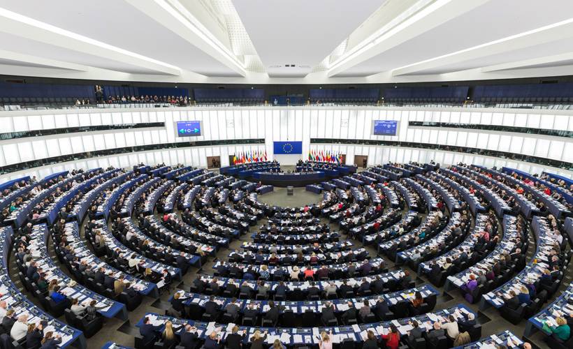 'Protokol krizi' Avrupa Parlamentosu'nda tartışıldı!