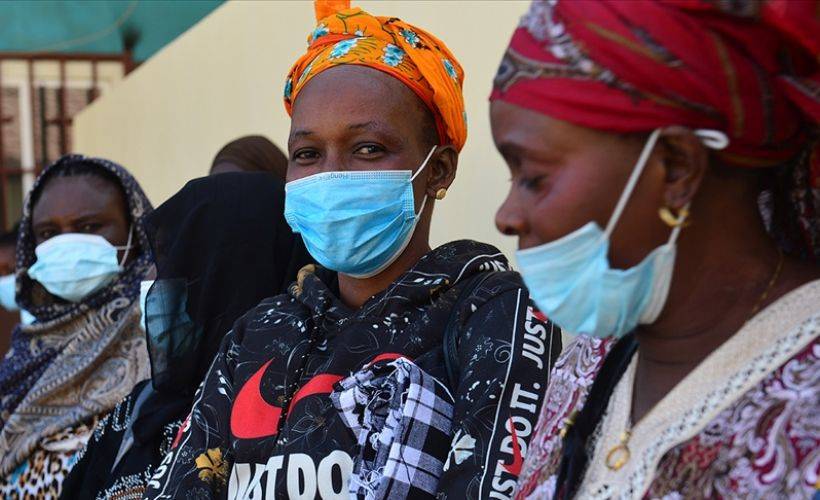 Hindistan'da Kovid-19 salgınındaki gidişat Afrika'yı alarma geçirdi